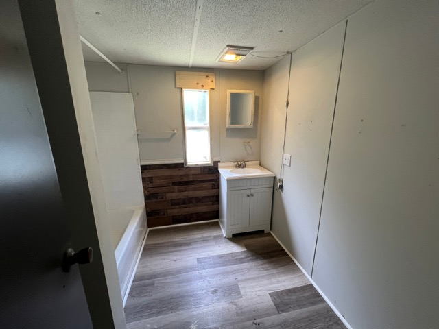 76 Wildwood Rd - Photo 3 of 7