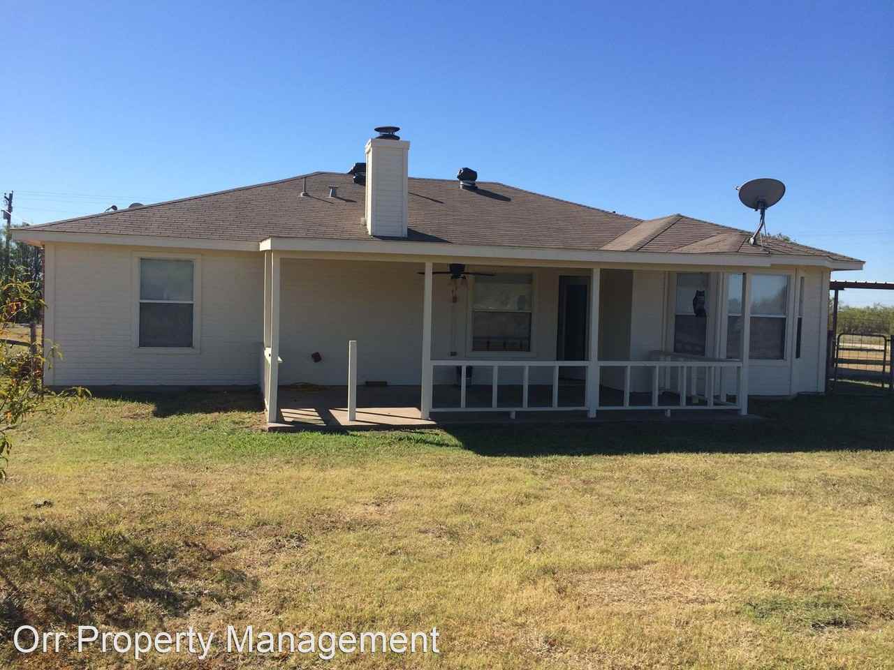 1616 County Road 904 - Photo 2 of 9