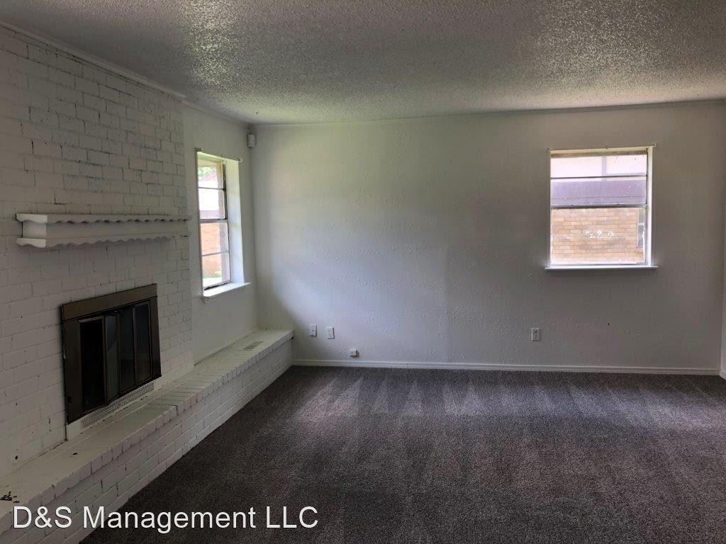 7509 Knight Lake Dr - Photo 3 of 9