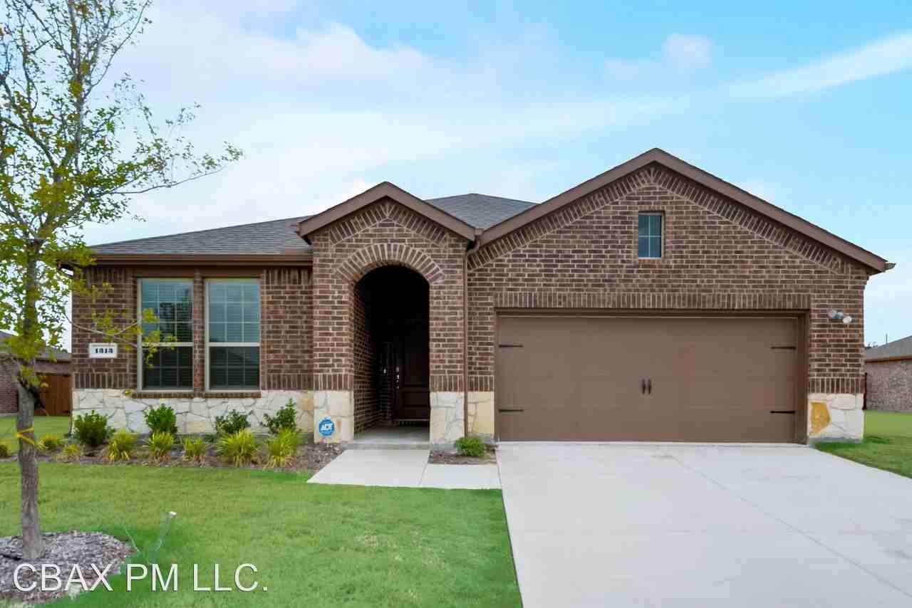 1313 Elderberry Dr - Photo 3 of 21