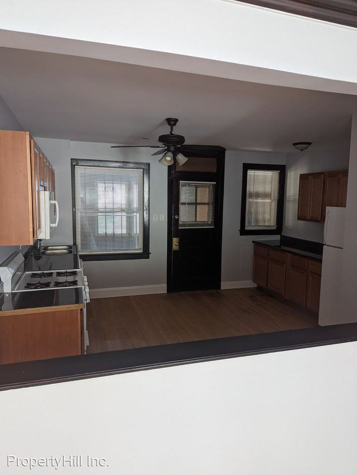 4952-56 W Roscoe Street - Photo 2 of 12