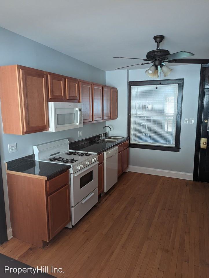 4952-56 W Roscoe Street - Photo 3 of 12