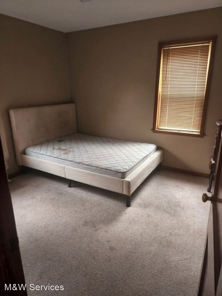 507 N 6th Street - Photo 2 of 6