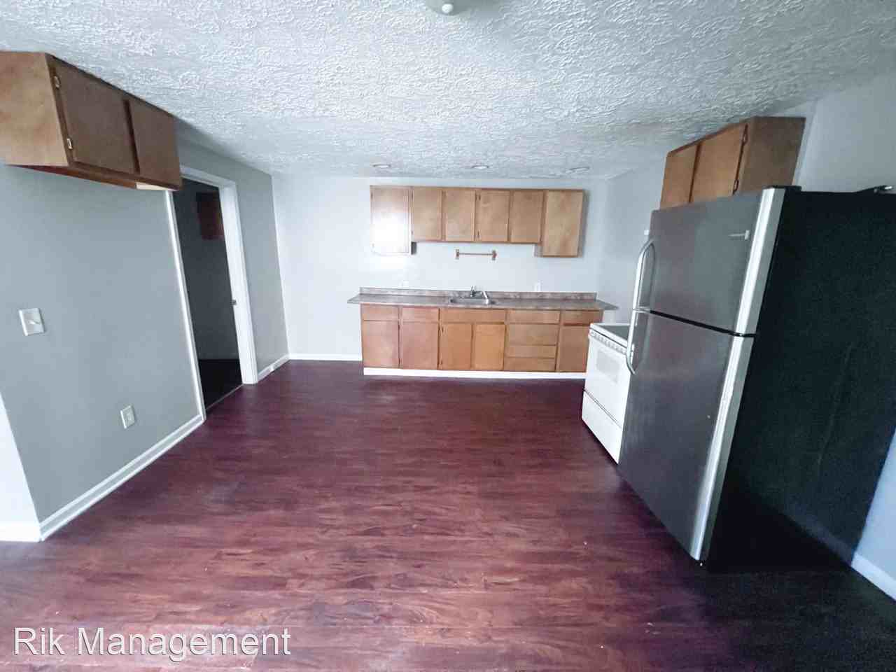 416 Maple St - Photo 3 of 18