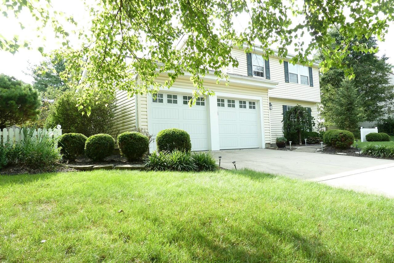 8493 Nuthatch Way - Photo 3 of 20