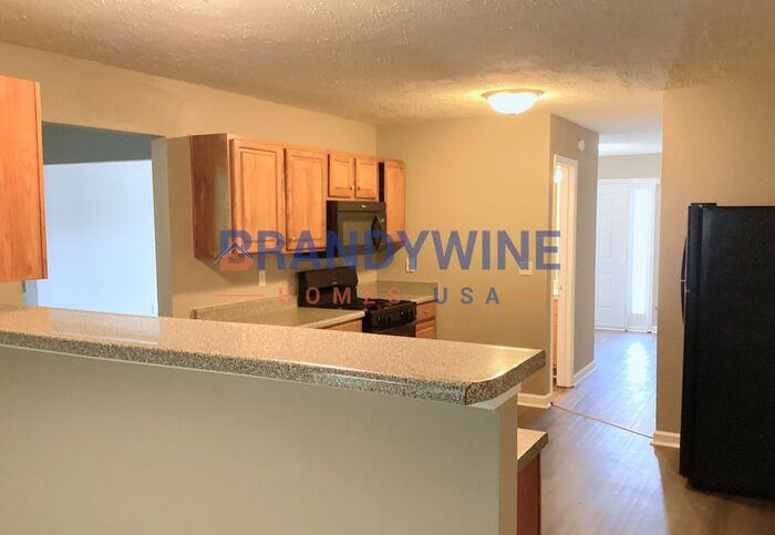 1667 Cutters Mill Dr - Photo 2 of 27