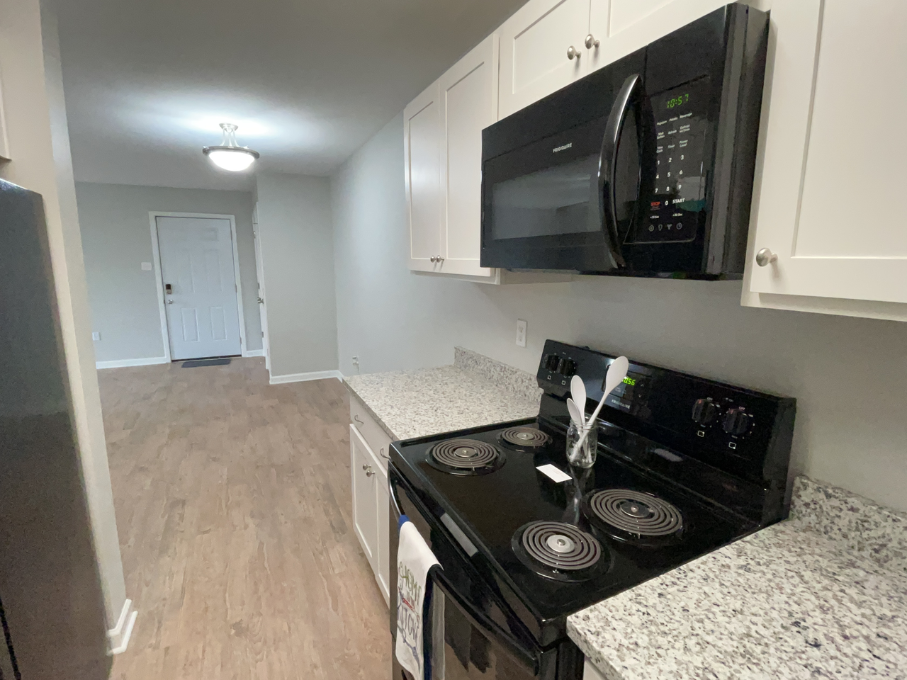 Jefferson Arms - Photo 7 of 86