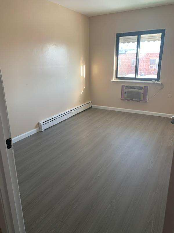 1807 Shore Pkwy - Photo 3 of 5