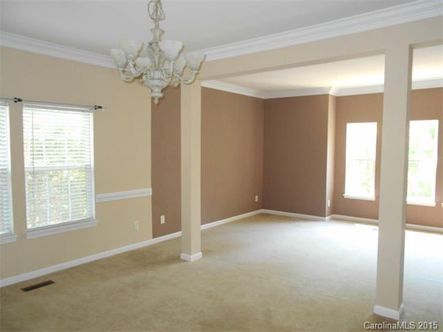 9103 Pitcairn Dr - Photo 3 of 18