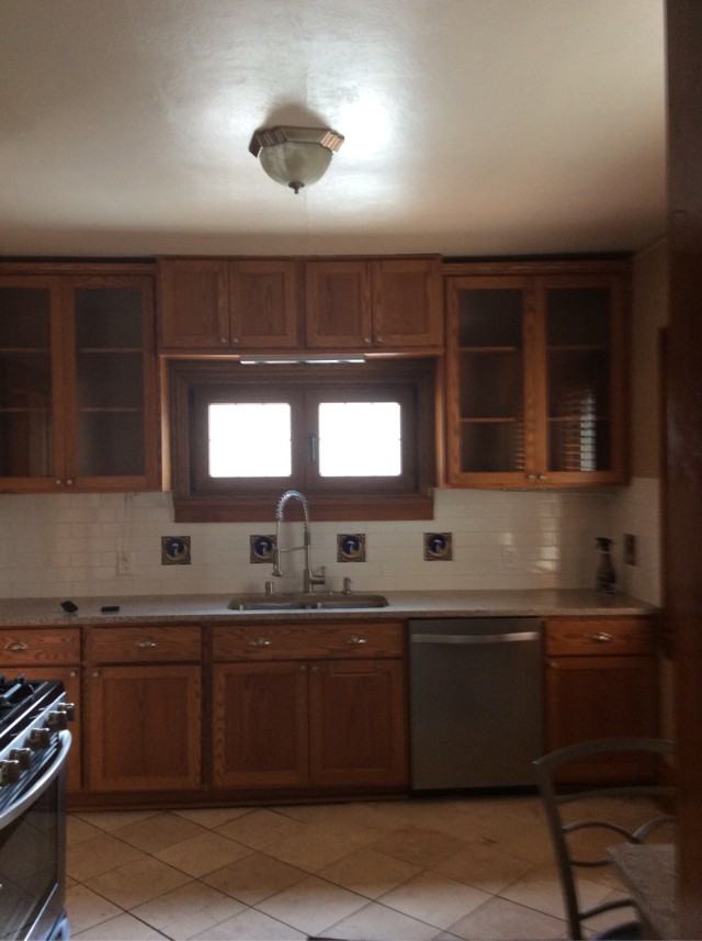 2748 S 44th St - Photo 3 of 17