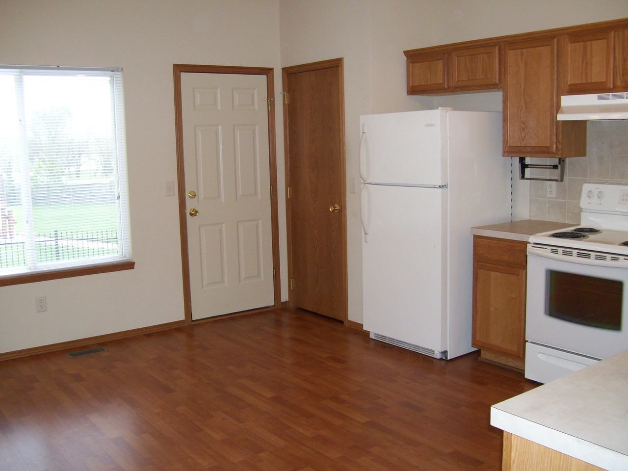 425 Stone Path - Photo 2 of 12