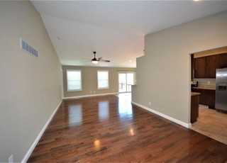 514 Sceptre Road - Photo 2 of 60