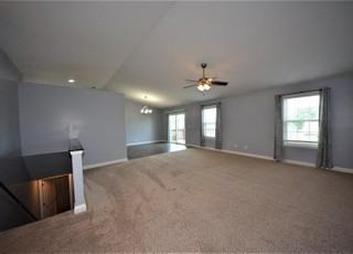 522 Sceptre Road - Photo 3 of 25