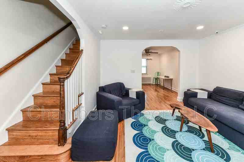 2230 Observatory Pl Nw - Photo 4 of 25