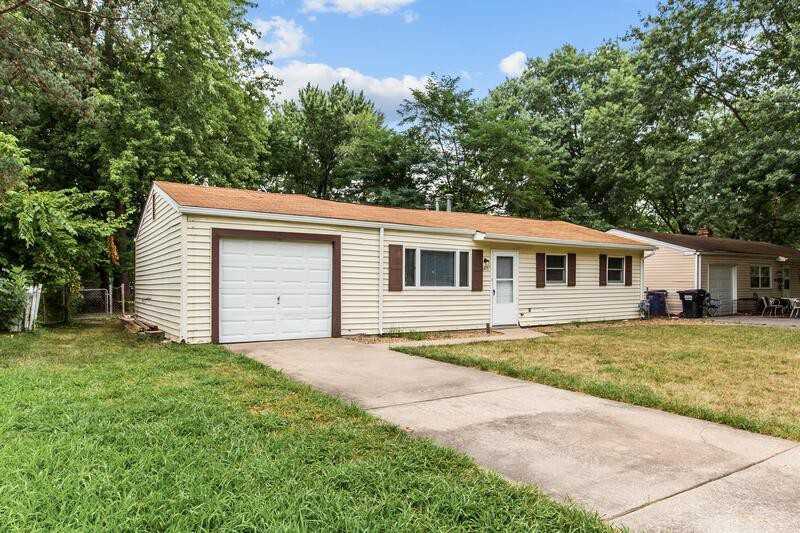 1415 Plaza Pl - Photo 2 of 18