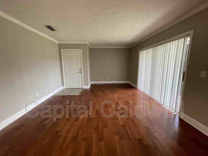 13686 Orange Sunset Dr #201 - Photo 3 of 38
