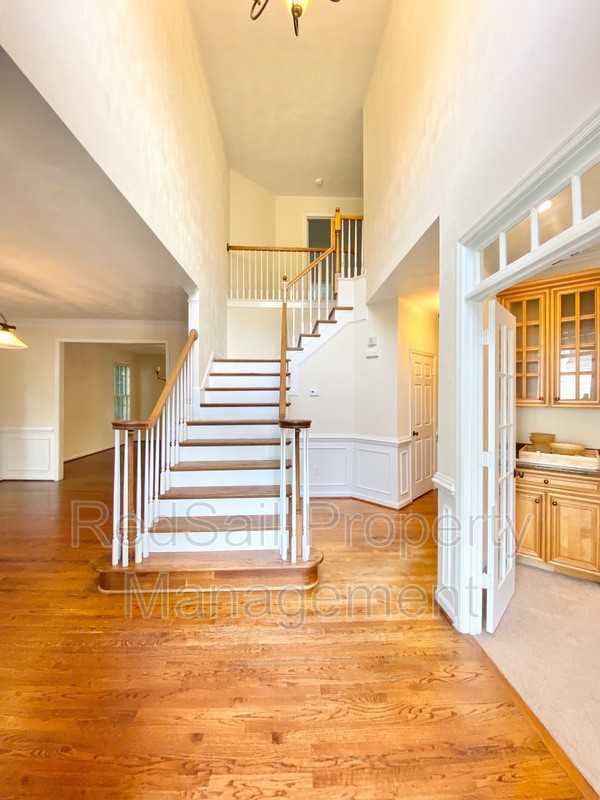 13016 Lighthouse Ln - Photo 2 of 25