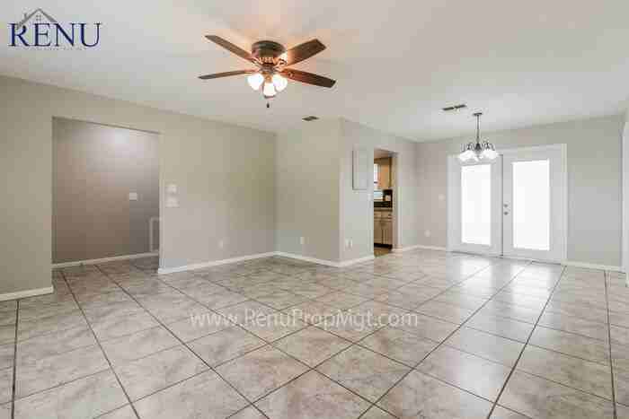 35129 Perch Dr - Photo 2 of 17