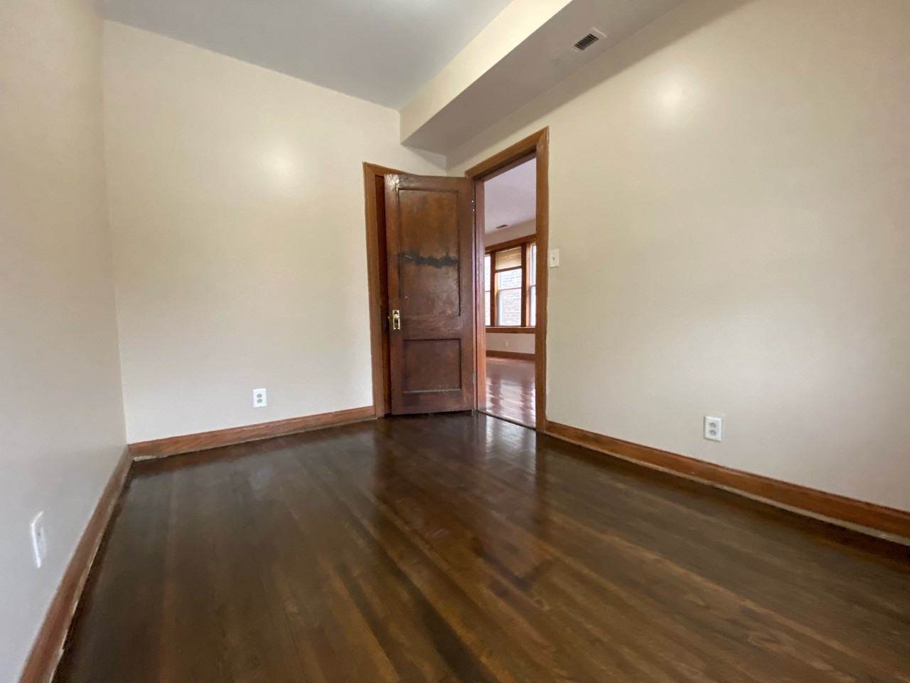 5619 S. WOOD 2 #2 - Photo 2 of 36