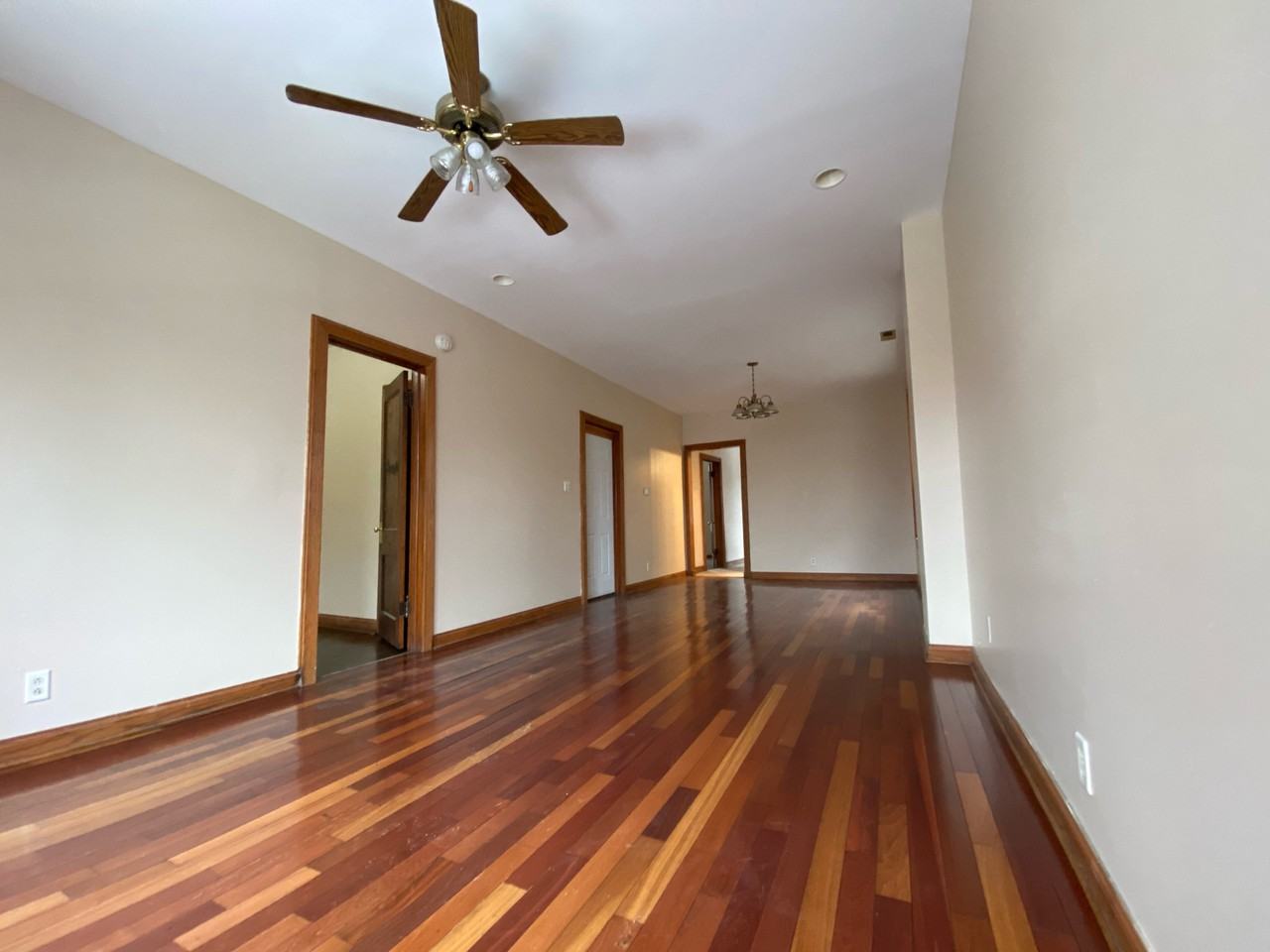 5619 S. WOOD 2 #2 - Photo 4 of 36