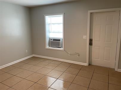 905 Riverside Drive - Photo 2 of 13