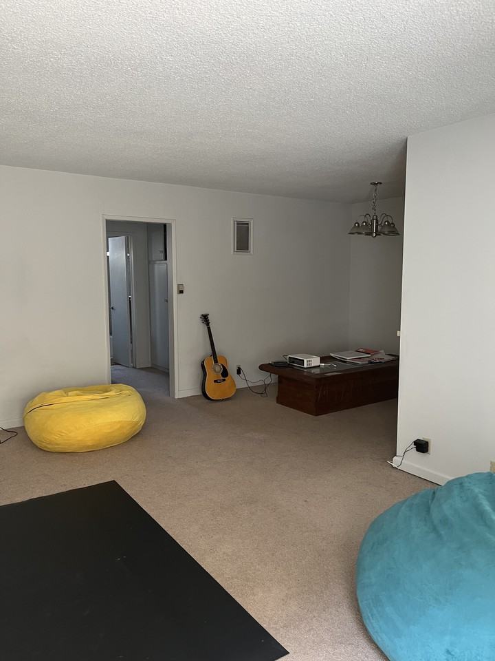 12057 Wilshire Boulevard - Photo 3 of 11