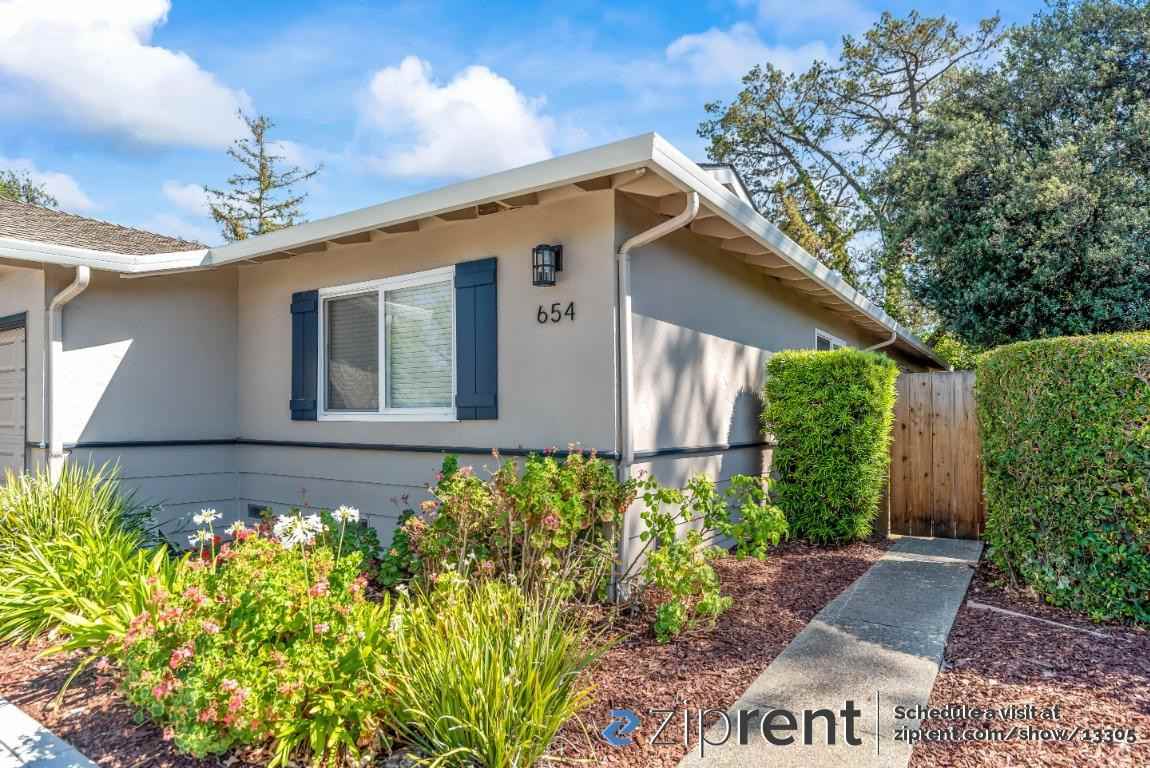 654 Vasona Ave #654 - Photo 3 of 16