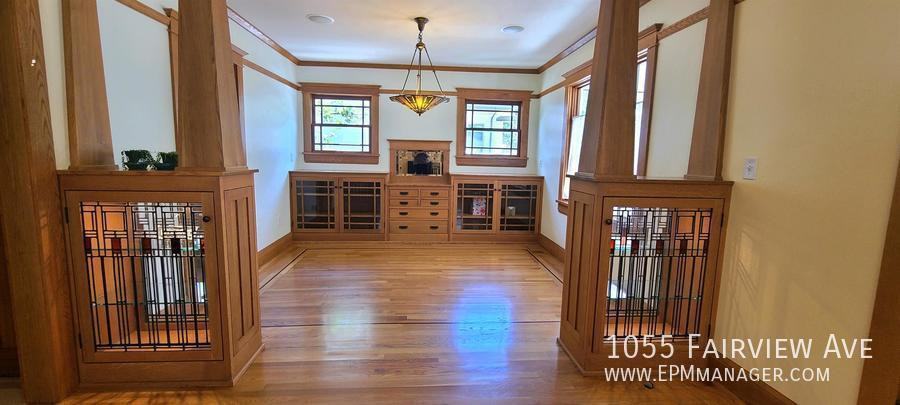 1055 Fairview Ave - Photo 3 of 35