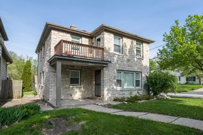 333 E Van Norman Ave - Photo 2 of 9