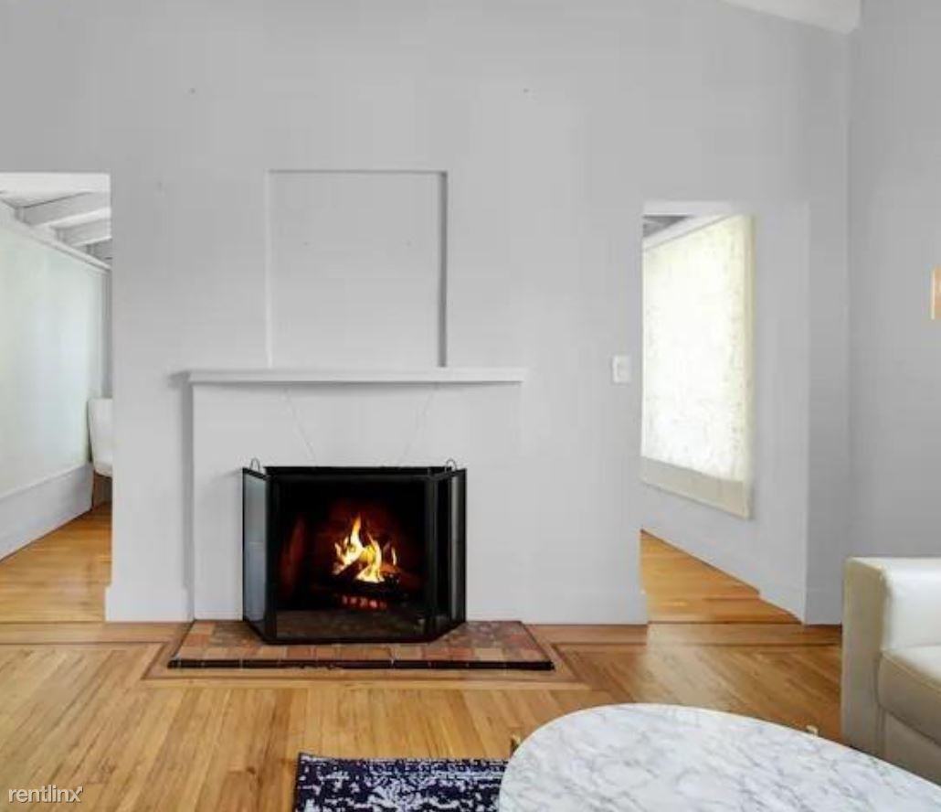 8271 Ne 8th Ct - Photo 2 of 8