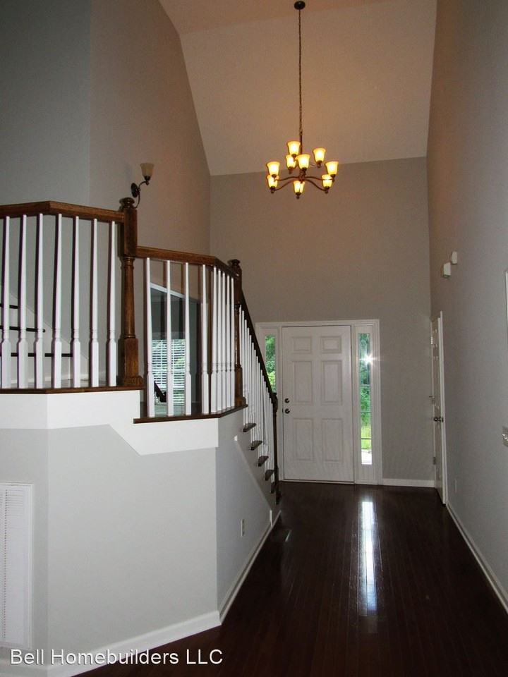 7063 Neville Dr - Photo 2 of 40