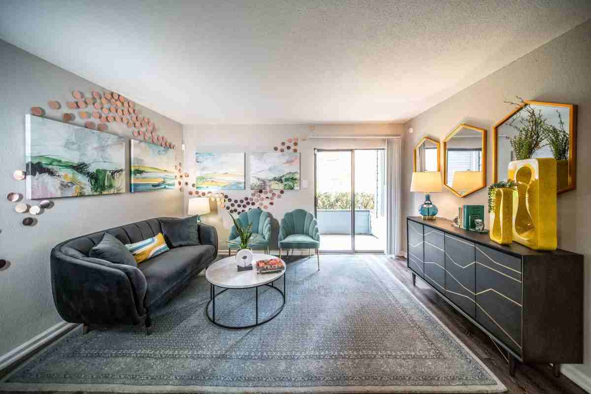 3220 DUVAL RD - Photo 2 of 24