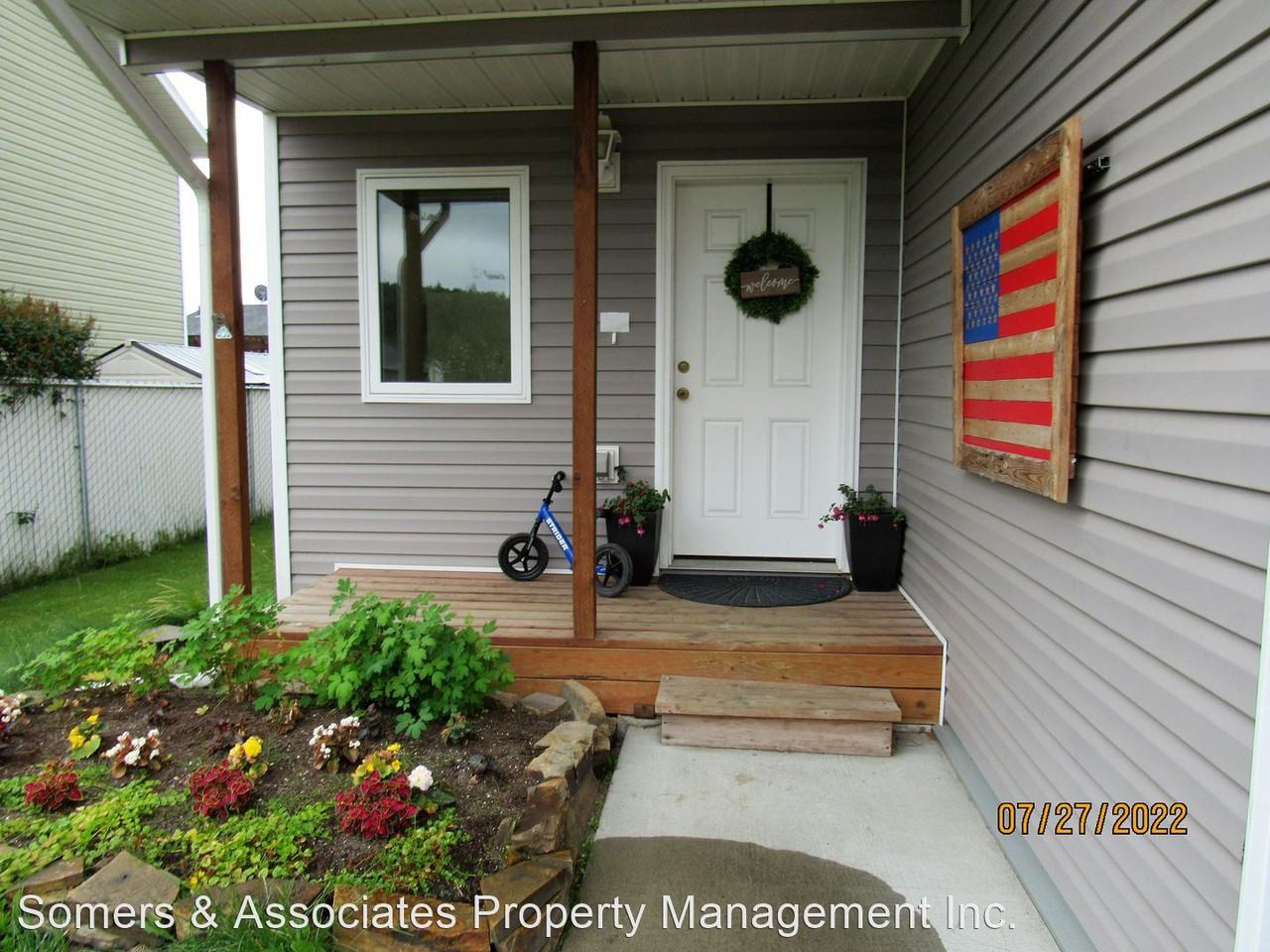 1447 Joyce Dr - Photo 2 of 21