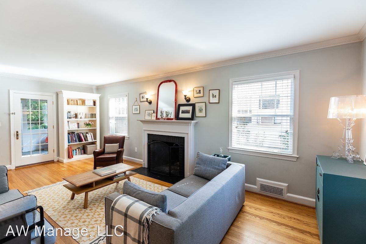 4427 45th St Nw - Photo 2 of 50