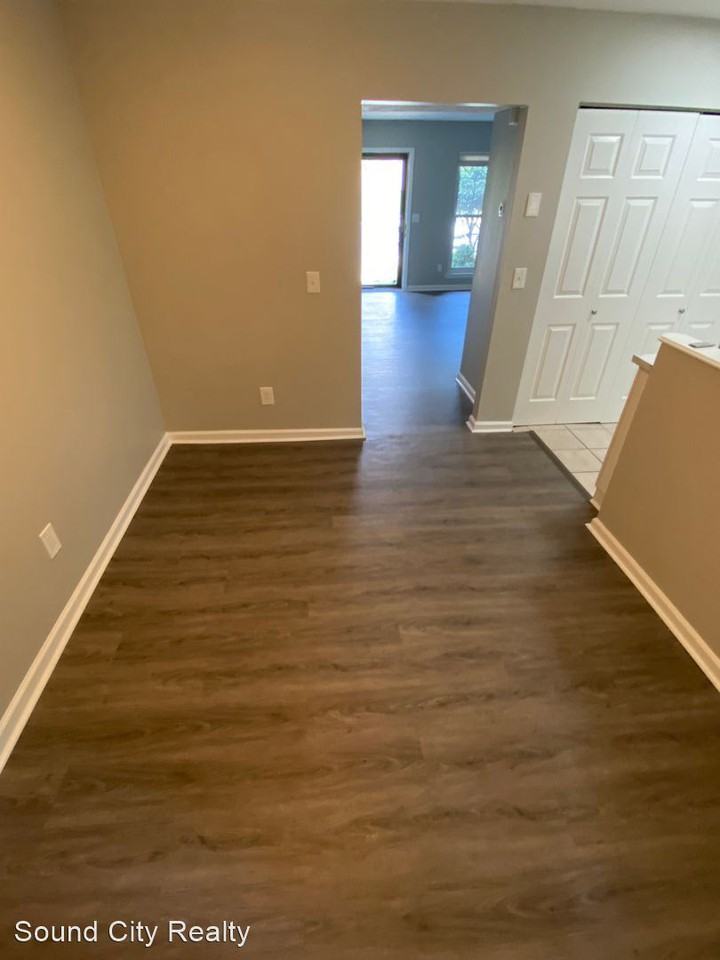 227 Thistle Ln - Photo 3 of 31