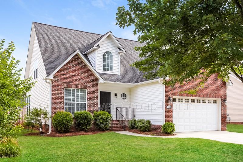 1661 Finwick Dr - Photo 2 of 18