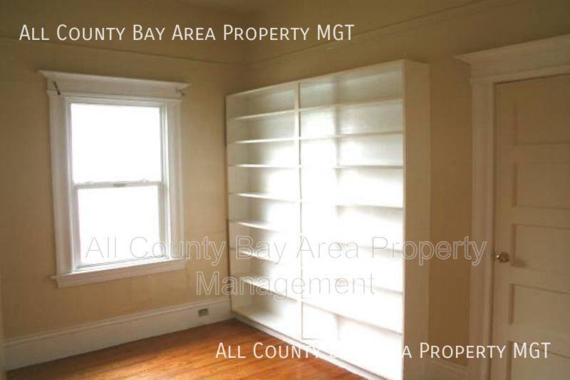 2011 Crosby Ave #B - Photo 3 of 4