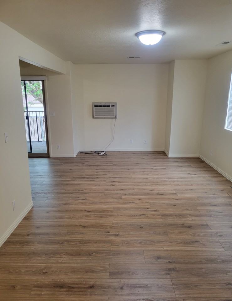 4536 Sw #5 - Photo 3 of 5