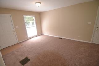 446 Fedora Way NW - Photo 2 of 8