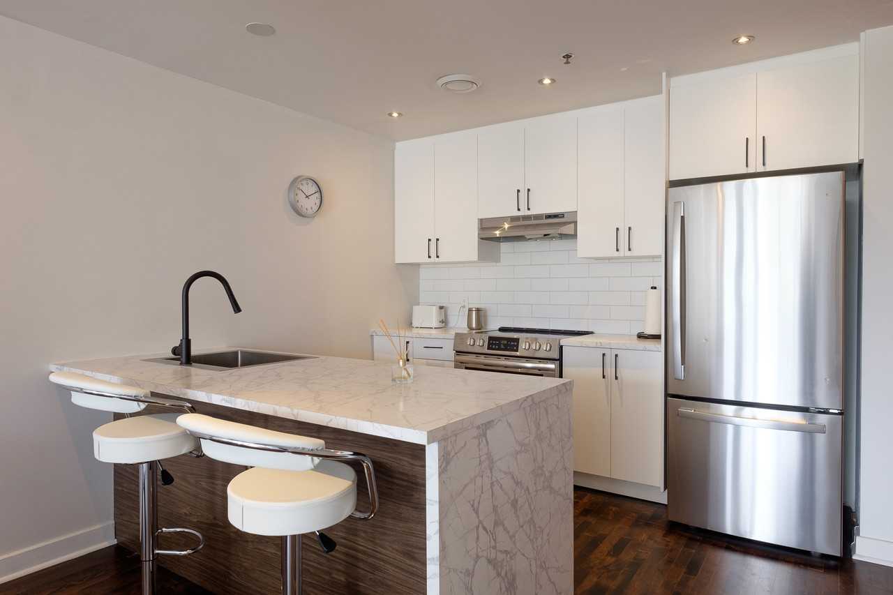 777 Rue Gosford #505 - Photo 5 of 16