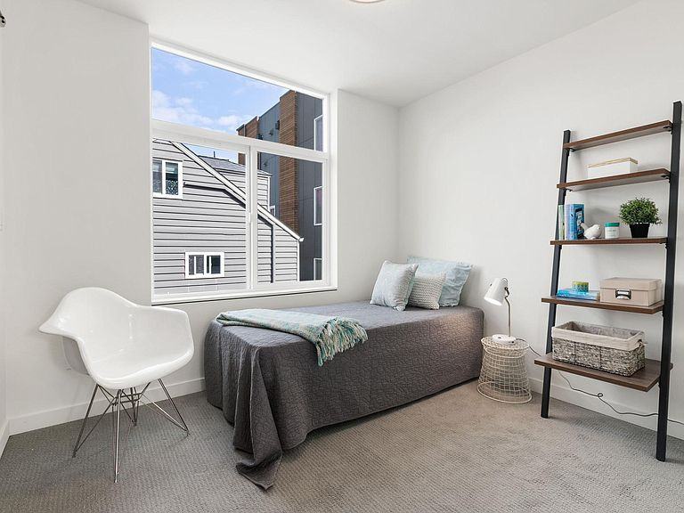 1558 Nw 60th St #1558 - Photo 4 of 14