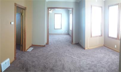 625 4th Ave Se - Photo 3 of 10