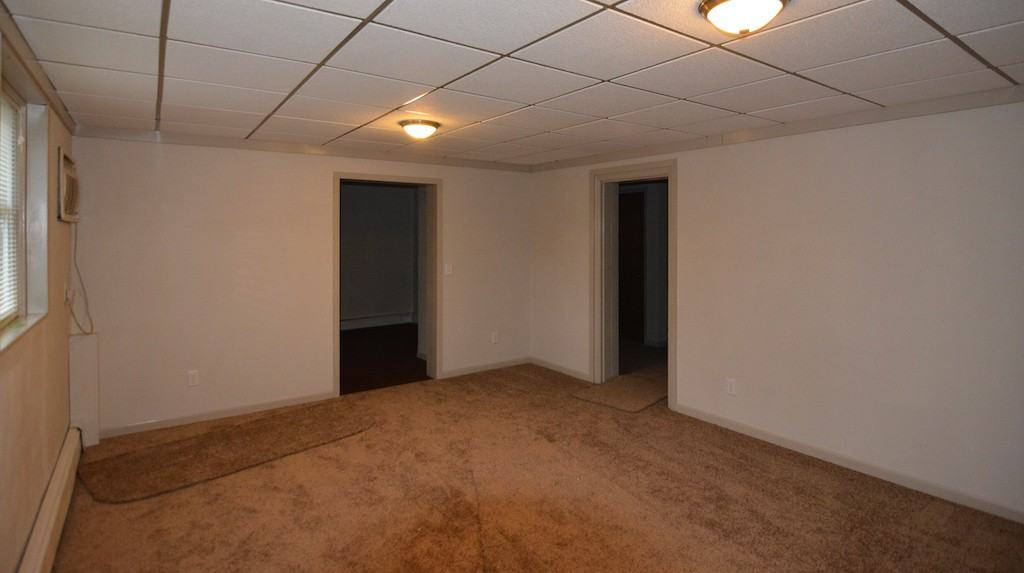 425 2nd Avenue Northwest #1 - Photo 2 of 8