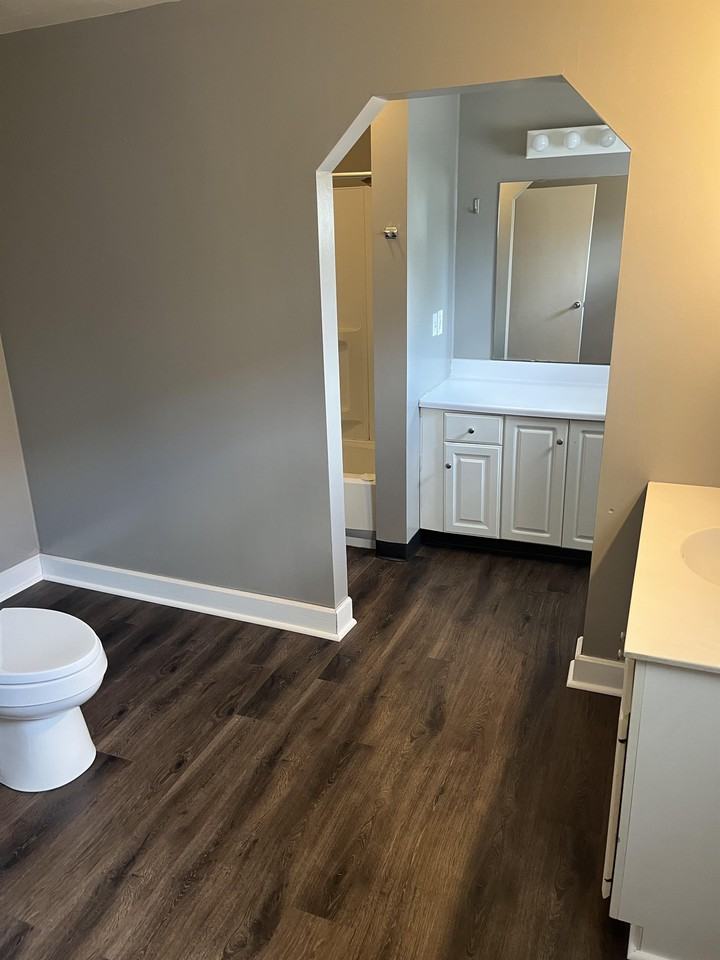 445 N Grant Ave #2 - Photo 4 of 12