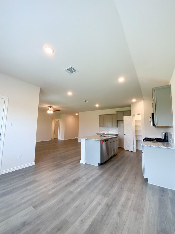 636 Bunker Hill Road - Photo 2 of 9