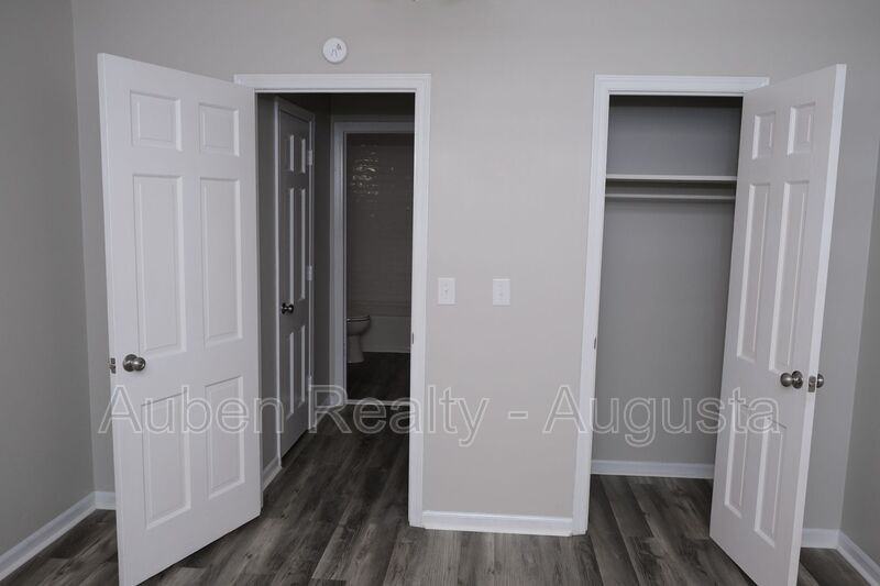 1602 Johns Rd #E - Photo 7 of 20