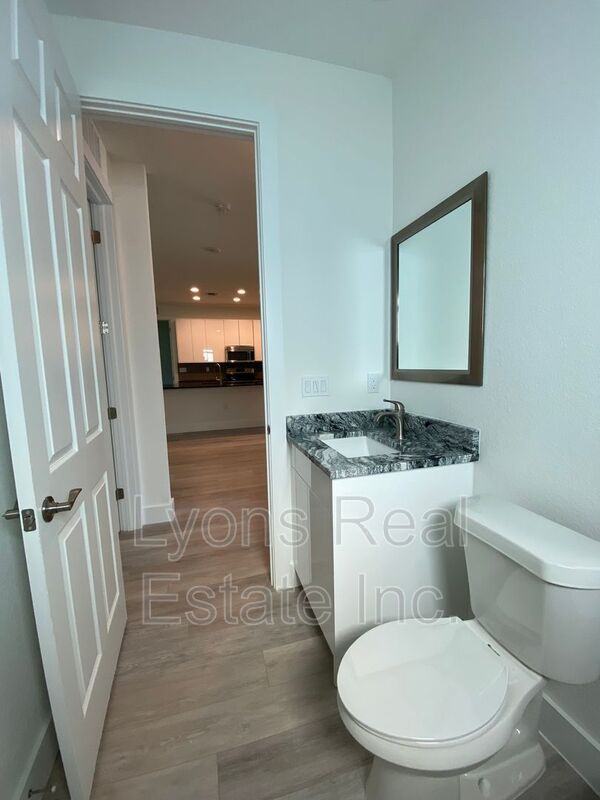 2635 Starview Ave - Photo 4 of 50