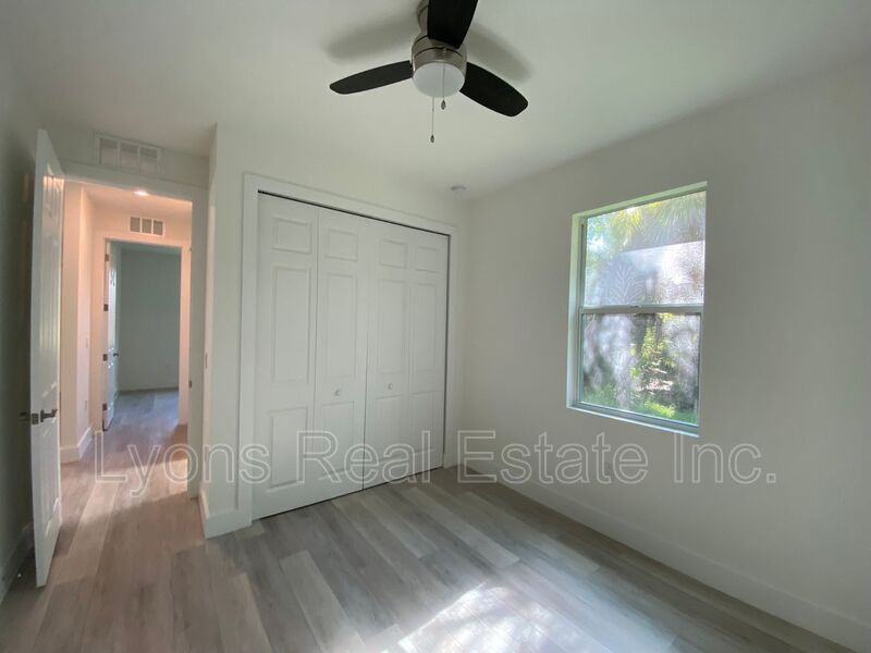 2635 Starview Ave - Photo 5 of 50