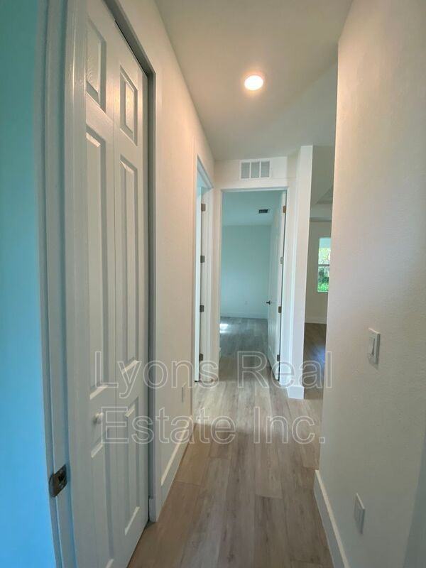 2635 Starview Ave - Photo 7 of 50