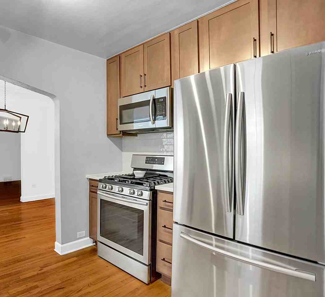 4620 Eliot St - Photo 7 of 24